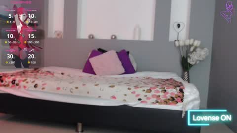 Karolyne online show from 11/21/25, 07:34