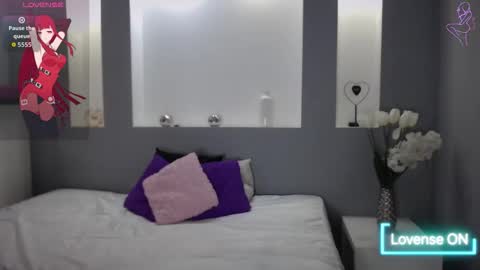 Karolyne online show from 11/23/25, 11:32