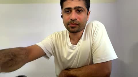 zee20241 online show from 02/24/26, 02:37