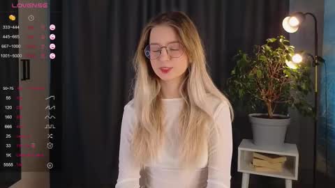 Snapshot of zegoi chatting on 09/20/25, 12:50 Avi online show from 09/20/25, 12:50