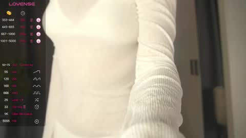 Snapshot of zegoi chatting on 09/27/25, 01:38 Avi online show from 09/27/25, 01:38