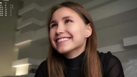 Emilia online show from 09/14/25, 04:22