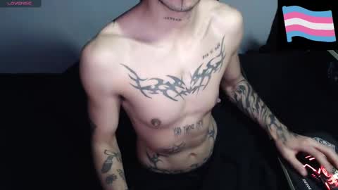 Snapshot of zeldrissss chatting on 02/12/25, 03:05 Zeldris online show from 02/12/25, 03:05