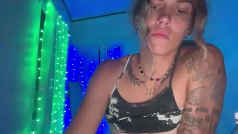 zellaxobella online show from 09/10/25, 04:34