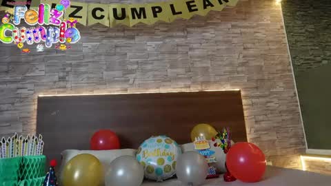 zenda_biancha online show from 04/15/26, 10:55