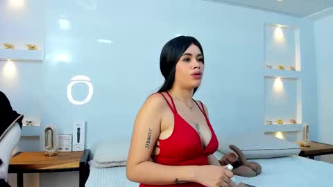 Zenda Evans online show from 09/11/25, 04:23