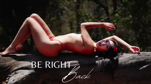 Zendaya online show from 02/22/25, 12:49