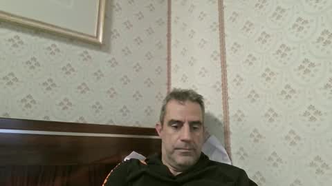 zenikk online show from 10/05/25, 01:20