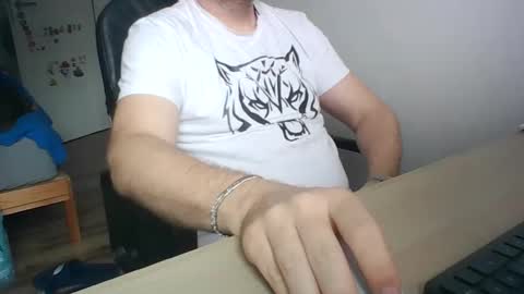 Snapshot of zenlem chatting on 05/12/26, 07:49 zenlem online show from 05/12/26, 07:49