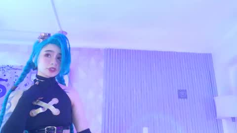    online show from 11/23/25, 03:34