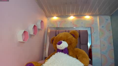 ZEPHYRA ANGELS online show from 01/18/25, 07:28