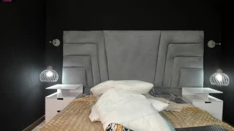 ZEPHYRA ANGELS online show from 02/11/25, 06:44