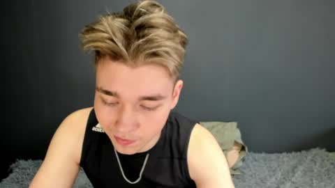 Ethan online show from 04/21/26, 02:51