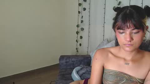 Snapshot of zero__o chatting on 02/12/25, 11:18 ZERO online show from 02/12/25, 11:18