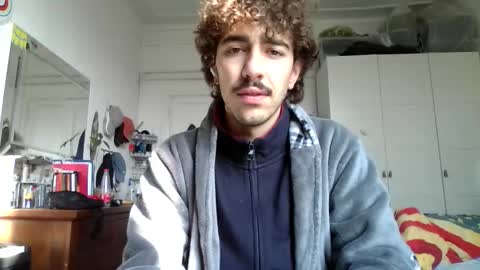 Snapshot of zeta214 chatting on 12/14/25, 11:37 zeta214 online show from 12/14/25, 11:37