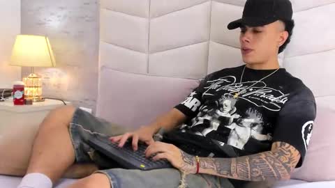 Sebas online show from 10/12/25, 04:22