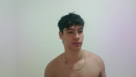 zeus_183 online show from 10/28/25, 01:20