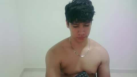 zeus_183 online show from 03/21/26, 08:19