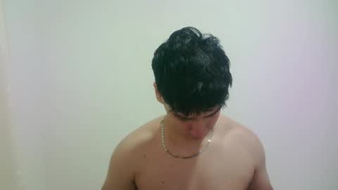 zeus_183 online show from 04/10/26, 08:52