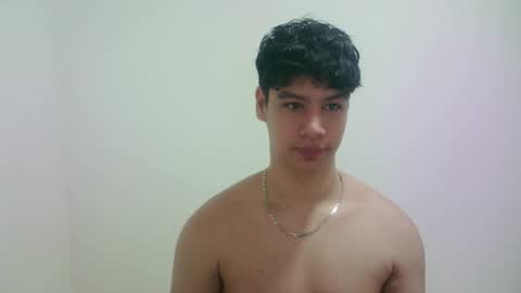 zeus_183 online show from 04/28/26, 04:28