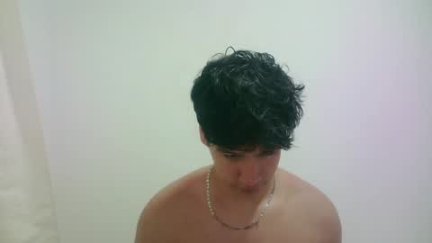 zeus_183 online show from 05/19/26, 10:54
