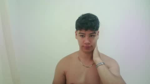 zeus_183 online show from 05/30/26, 11:29