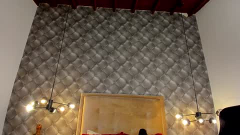 zeus online show from 01/28/25, 11:49