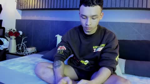 zeus online show from 02/03/25, 02:58