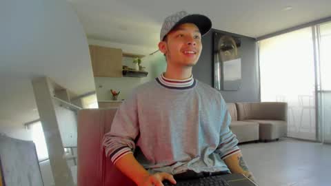 zeus online show from 09/15/25, 04:29