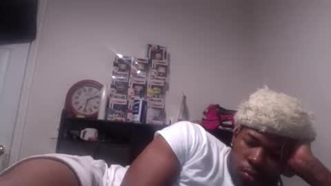 Snapshot of zeusrnb chatting on 12/02/25, 06:41 zeusrnb online show from 12/02/25, 06:41