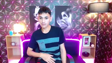 zavier skinny asian online show from 02/05/25, 12:53