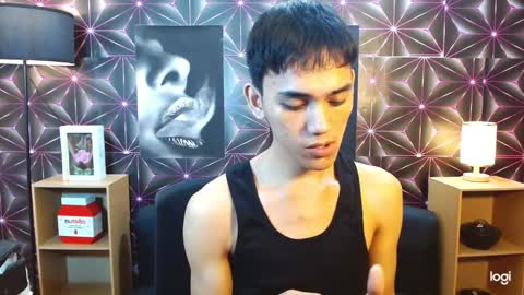 zavier skinny asian online show from 02/26/25, 08:00