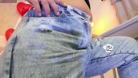 ZHAMIRA  ANDRES online show from 02/16/26, 07:10