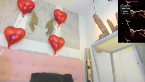 ZHAMIRA  ANDRES online show from 02/17/26, 10:49