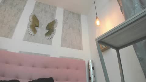 ZHAMIRA  ANDRES online show from 02/23/26, 01:47