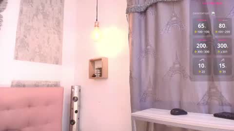 ZHAMIRA  ANDRES online show from 07/11/26, 08:33