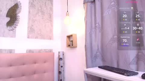 ZHAMIRA  ANDRES online show from 07/12/26, 08:11