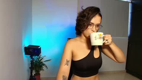 Zhara online show from 04/09/26, 11:59