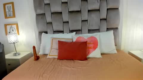 Snapshot of zharia_lux25 chatting on 02/11/26, 11:37 zharia_lux25 online show from 02/11/26, 11:37