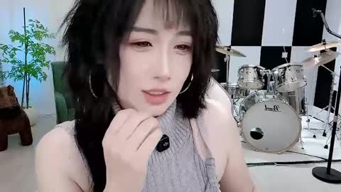 zhen online show from 09/13/25, 05:57