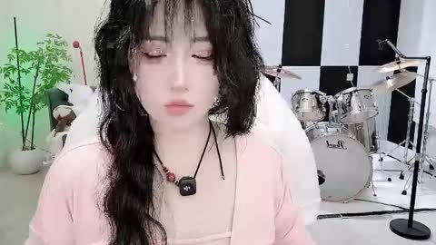 zhen online show from 10/02/25, 08:21