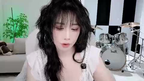 zhen online show from 10/21/25, 07:03