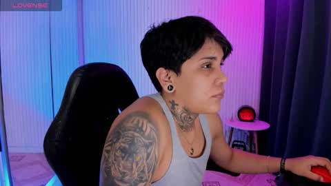 zhoestrong online show from 04/21/26, 02:56