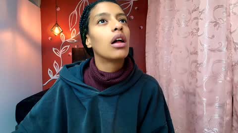 Zia Green online show from 12/18/24, 12:07