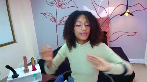 Zia Green online show from 02/21/25, 12:06