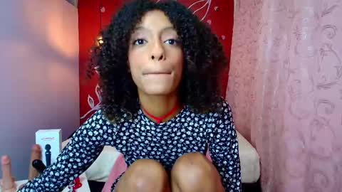 Zia Green online show from 02/22/25, 06:41