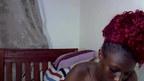 Snapshot of zia_vier chatting on 05/26/26, 09:44 flavian online show from 05/26/26, 09:44