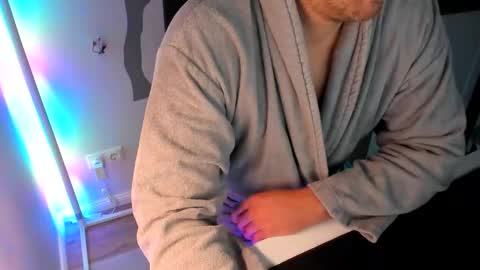 ziemlichflutschig online show from 10/06/25, 04:43