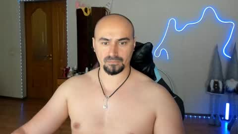 Ziesh online show from 05/17/26, 10:11