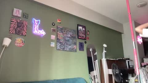 Ziggy ziggy-   online show from 07/10/26, 12:59